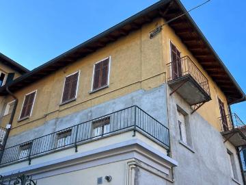 Villa in vendita a Caglio CO