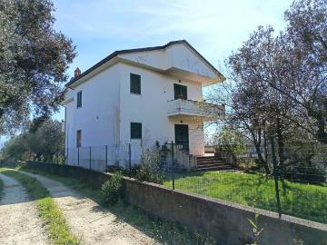 Villa in vendita a Caiazzo CE
