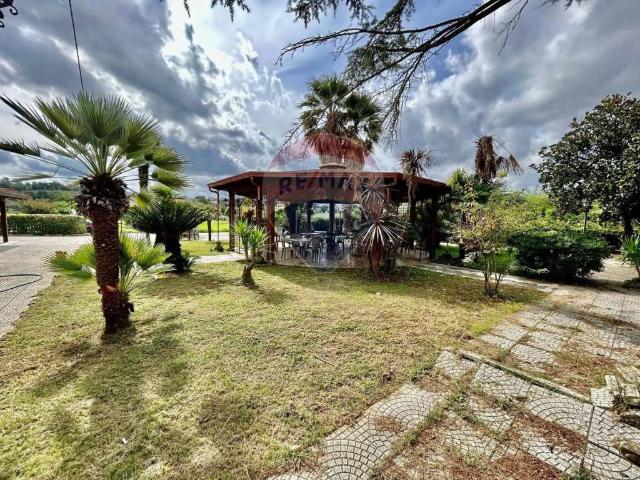 Villa in vendita a Caiazzo CE