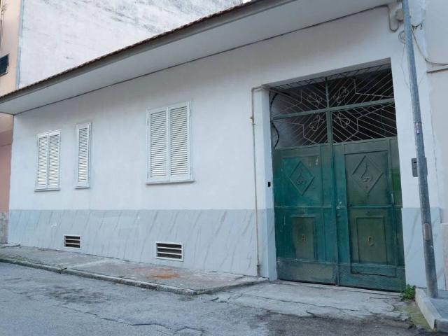 Villa in vendita a Caivano NA