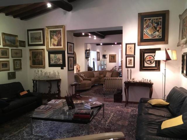 Villa in vendita a Calci PI