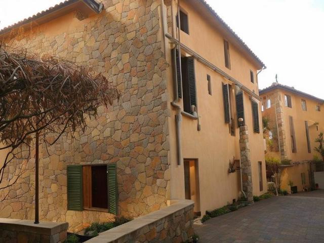 Villa in vendita a Calci PI
