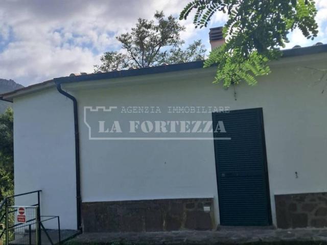 Villa in vendita a Calci PI