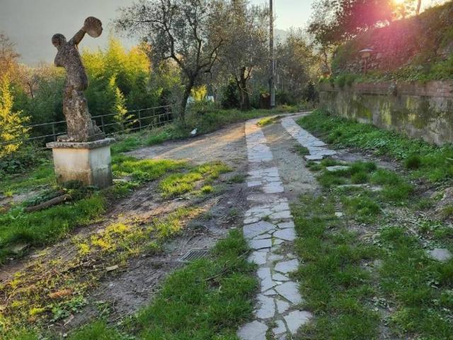Villa in vendita a Calci PI