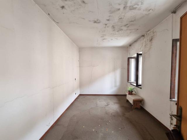 Villa in vendita a Calcinate BG