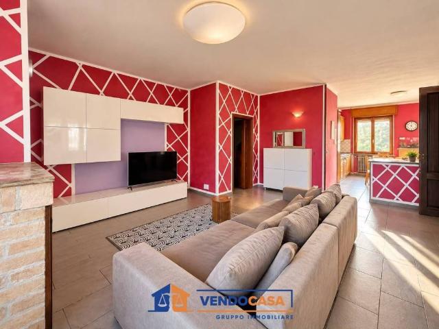 Villa in vendita a Calamandrana AT