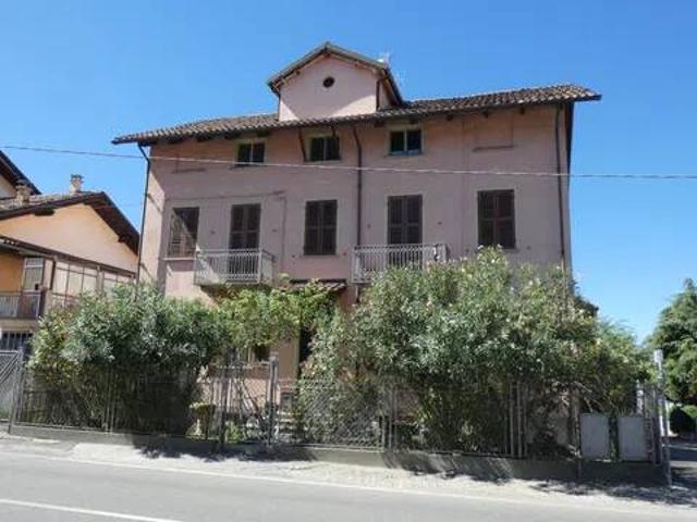 Villa in vendita a Calamandrana AT