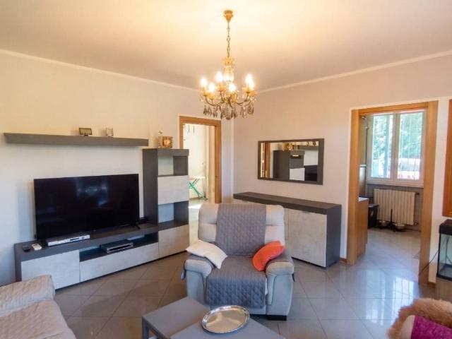 Villa in vendita a Calderara di Reno BO