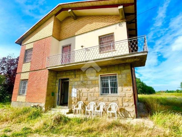 Villa in vendita a Calderara di Reno BO