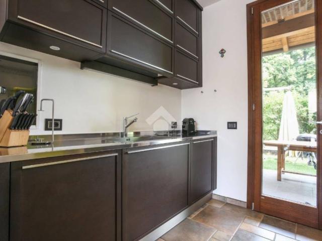 Villa in vendita a Calderara di Reno BO