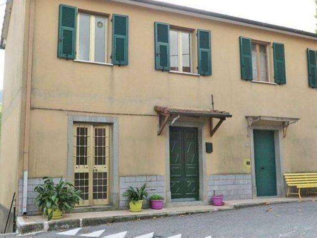 Villa in vendita a Calice al Cornoviglio SP