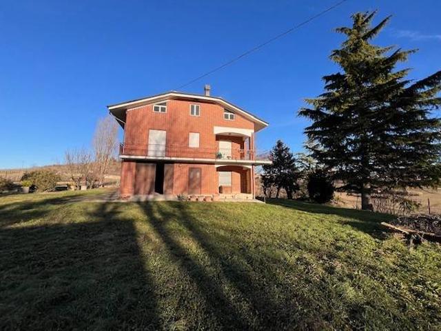 Villa in vendita a Calliano AT