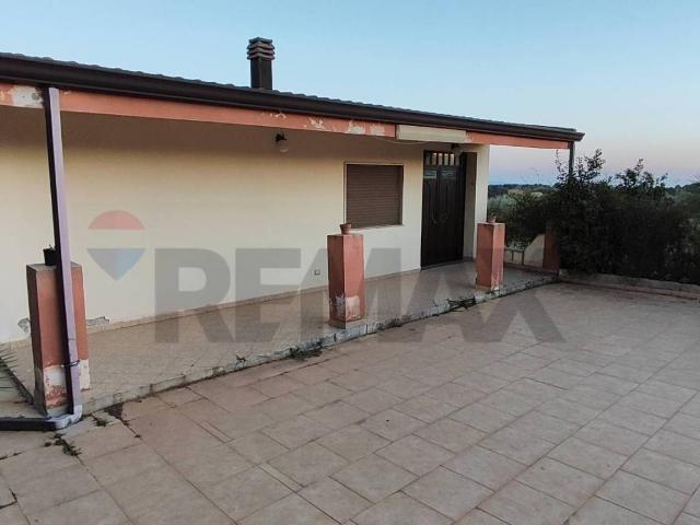Villa in vendita a Caltagirone CT