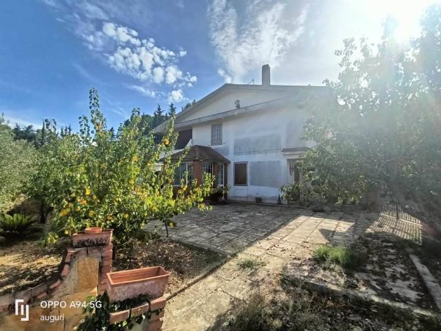 Villa in vendita a Caltanissetta CL