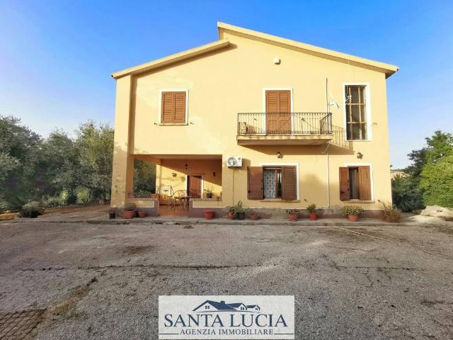 Villa in vendita a Caltanissetta CL