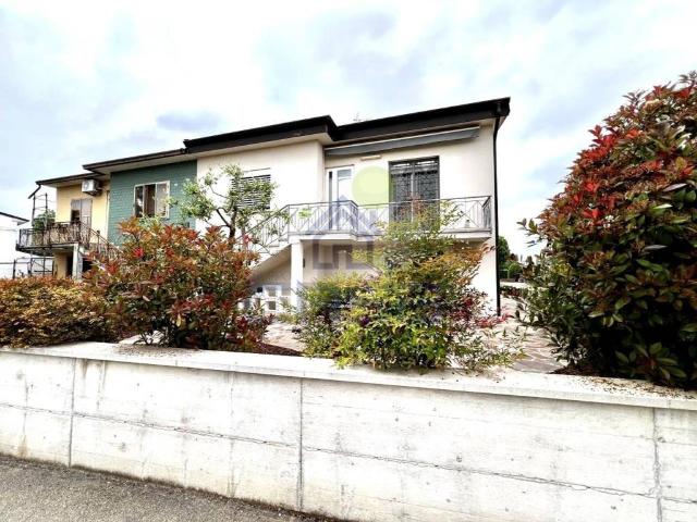 Villa in vendita a Calvatone CR