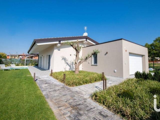 Villa in vendita a Calvagese della Riviera BS