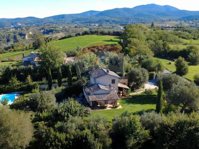 Villa in vendita a Calvi Dell'Umbria