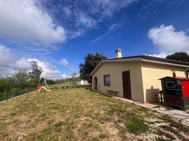 Villa in vendita a Calvi dell'Umbria TR