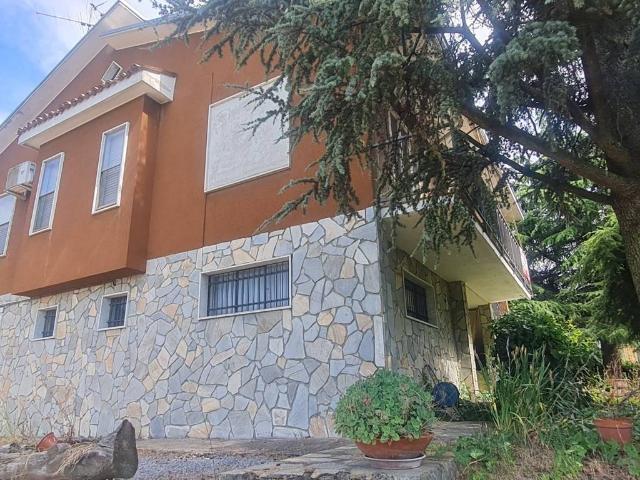 Villa in vendita a Calvignano PV