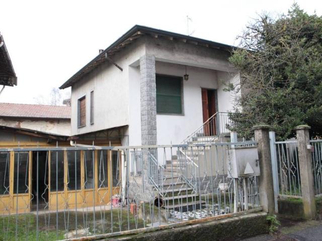 Villa in vendita a Calvignasco MI