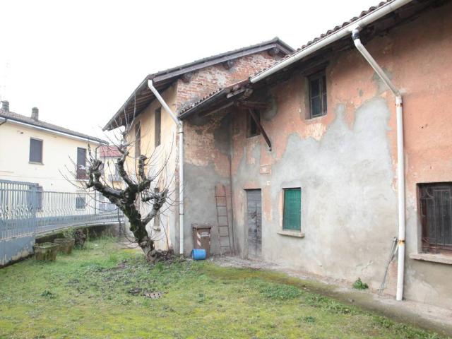 Villa in vendita a Calvignasco MI