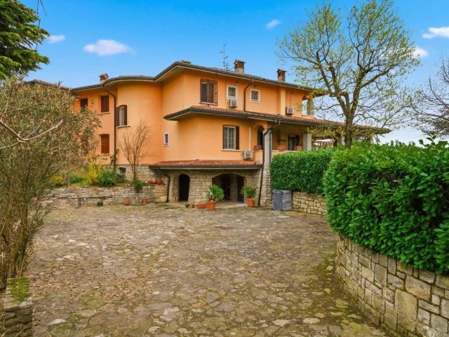 Villa in vendita a Calvisano BS