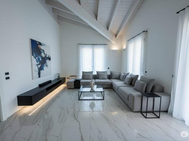 Villa in vendita a Calvisano BS