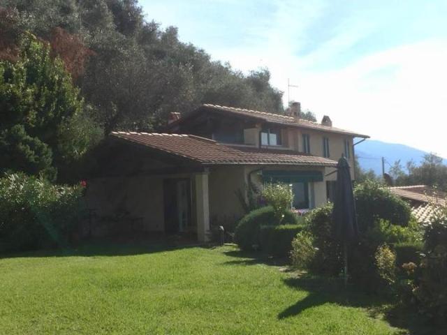 Villa in vendita a Camaiore