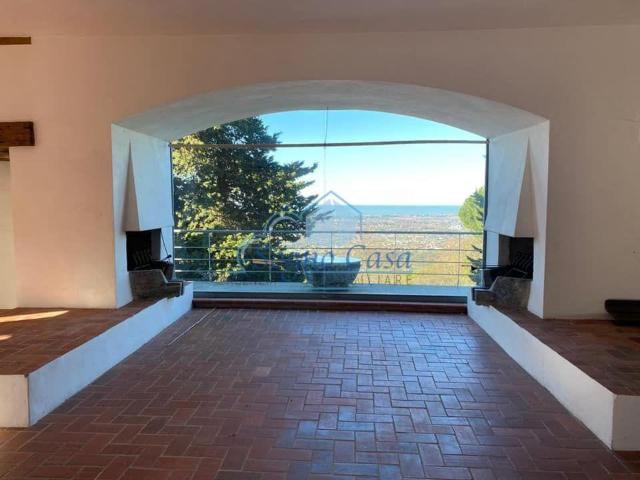 Villa in vendita a Camaiore