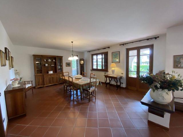 Villa in vendita a Camaiore
