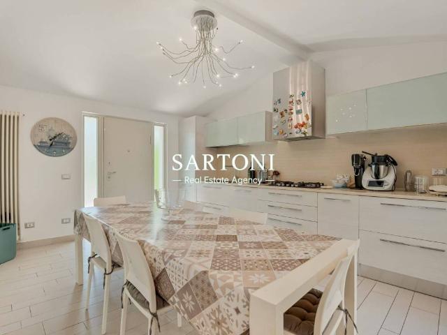 Villa in vendita a Camaiore LU