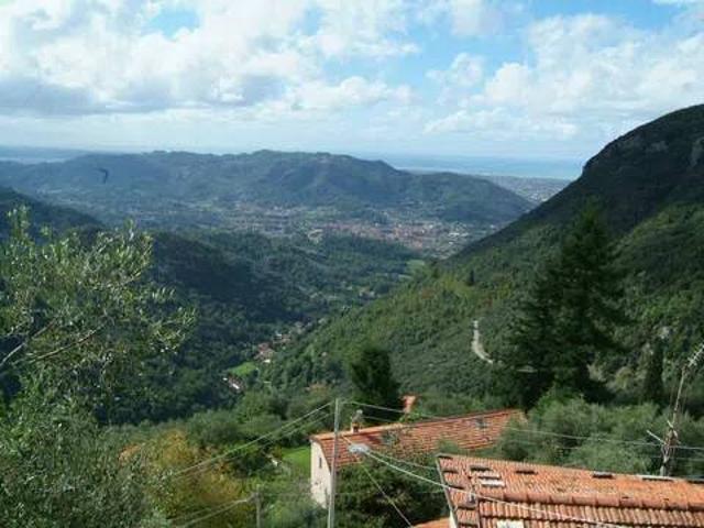 Villa in vendita a Camaiore LU