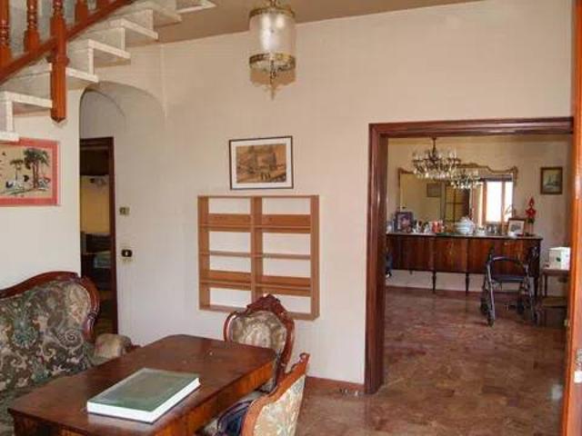 Villa in vendita a Camaiore LU