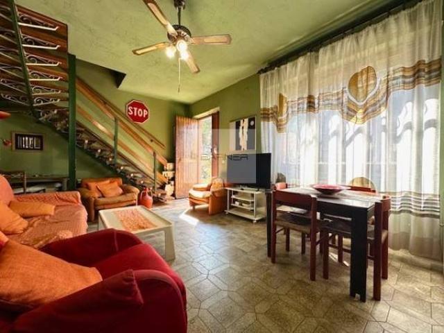 Villa in vendita a Camaiore LU