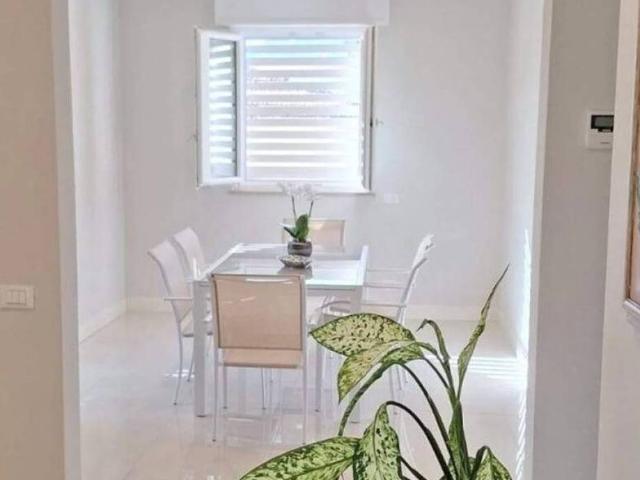 Villa in vendita a Camaiore LU