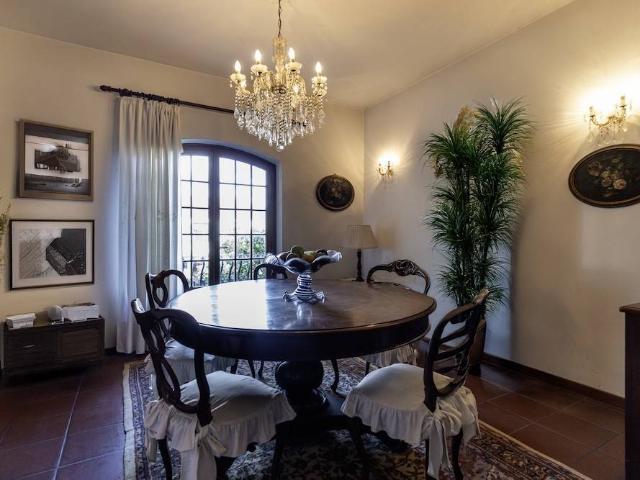 Villa in vendita a Camaiore LU