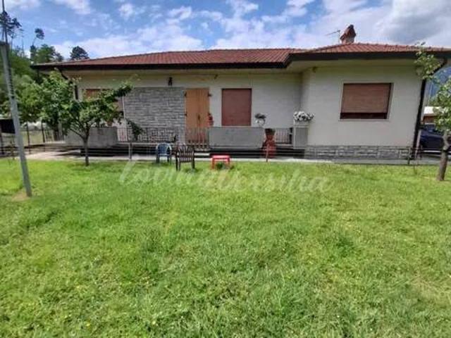 Villa in vendita a Camaiore LU