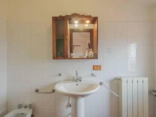 Villa in vendita a Camaiore LU