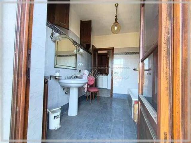 Villa in vendita a Camaiore LU