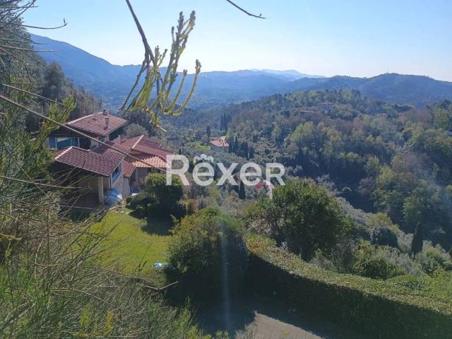 Villa in vendita a Camaiore LU