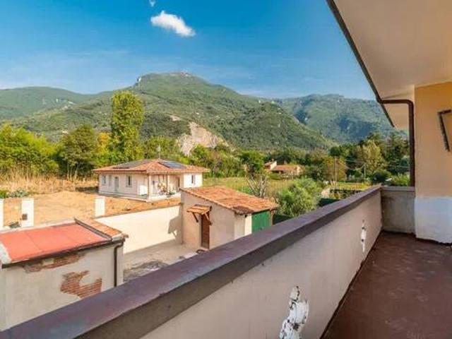 Villa in vendita a Camaiore LU