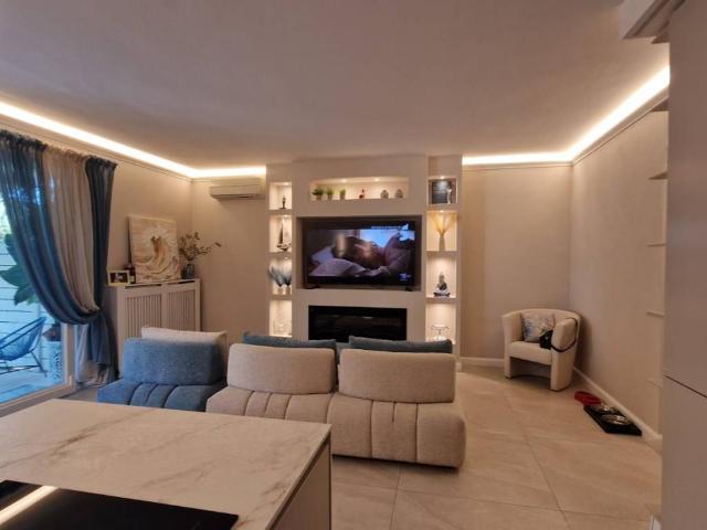 Villa in vendita a Camaiore LU