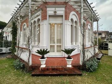 Villa in affitto a Camaiore LU