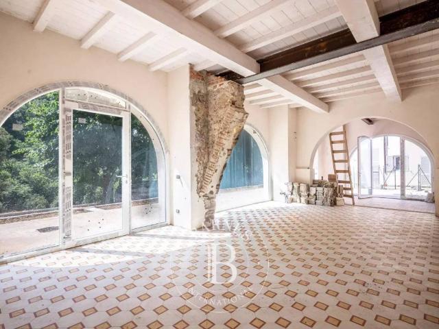 Villa in vendita a Camaiore LU