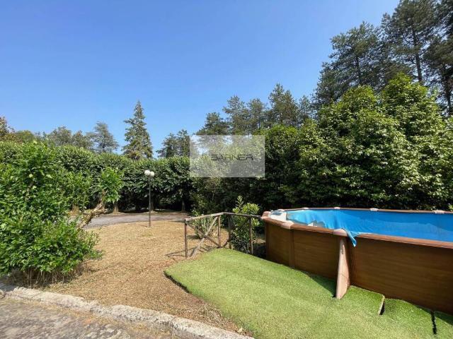 Villa in vendita a Camaiore LU