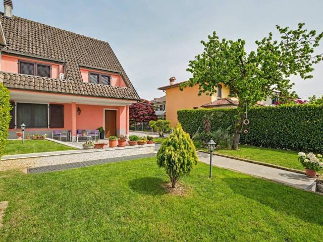 Villa in vendita a Cambiago MI