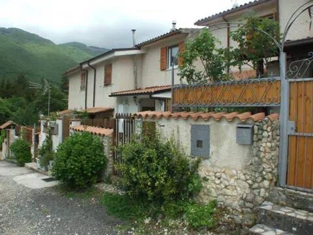 Villa in vendita a Camerata Nuova RM