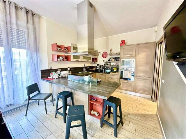Villa in vendita a Cameri NO