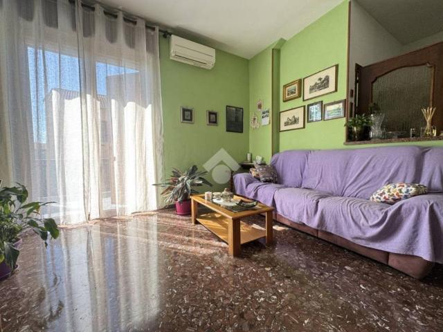 Villa in vendita a Cameri NO